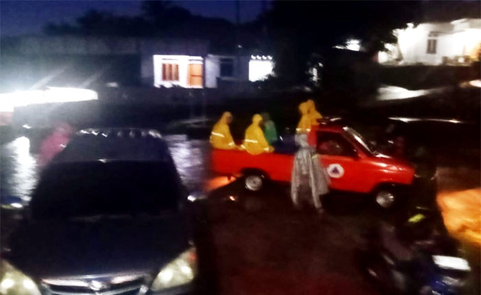 Respon Cepat BPBD Tidore, TRC Turun Tangani Banjir